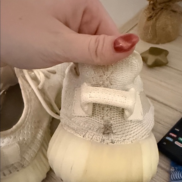 yeezy 350 womens size 6